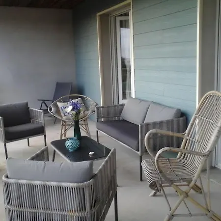 Robinson-villa Mit Meerblick- 50m Vom Entfernt By Interhome Denneville