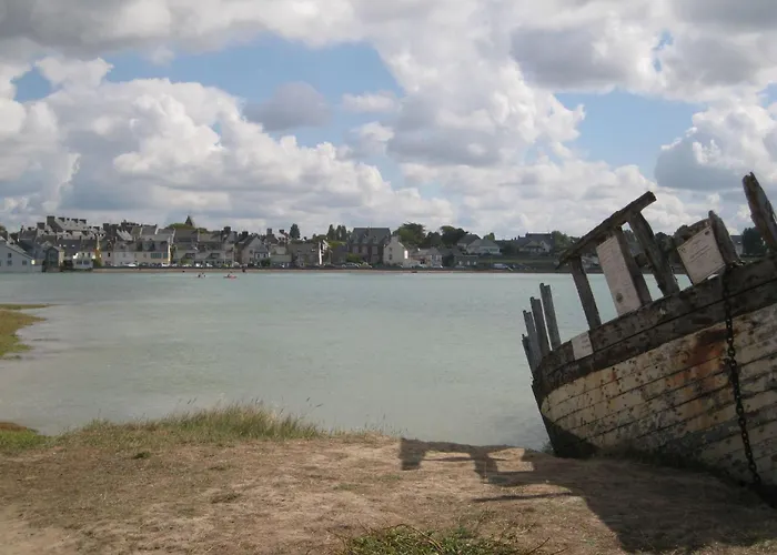 Nyaraló Robinson-villa Mit Meerblick- 50m Vom Entfernt By Interhome Denneville